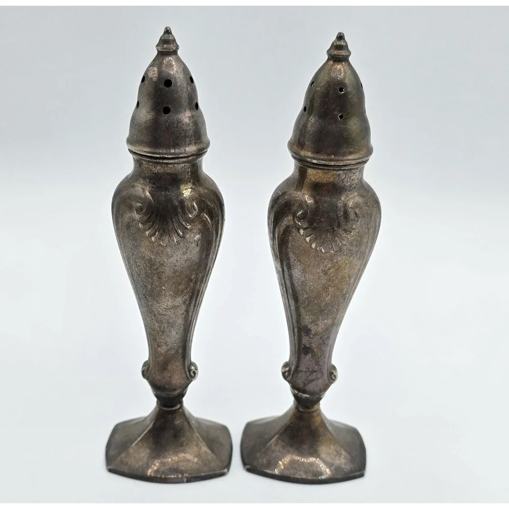 Vintage Salt & Pepper Shaker Set LaFrance 833 Made In USA Metal